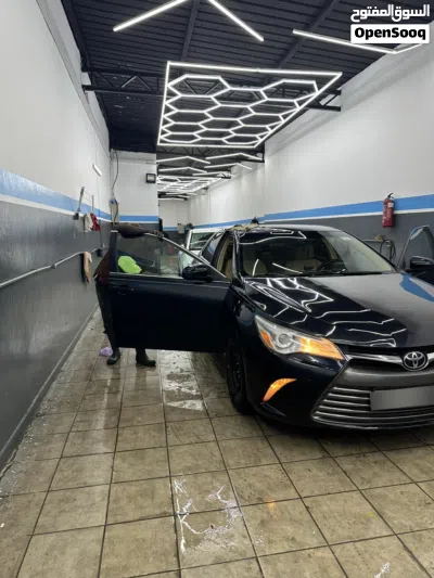 Toyota Camry LE 4