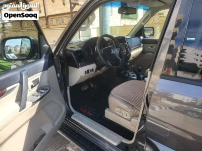 Mitsubishi Pajero GLS Plus 3