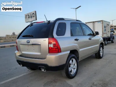 Kia Sportage EX 4