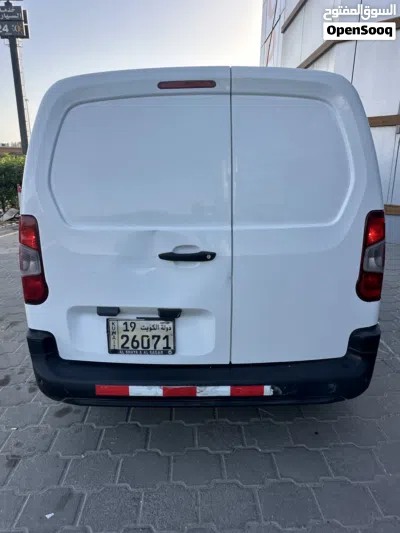 بيجو بارتنر Standard 2