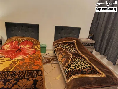 غرفة نوم شبه جديد 3
