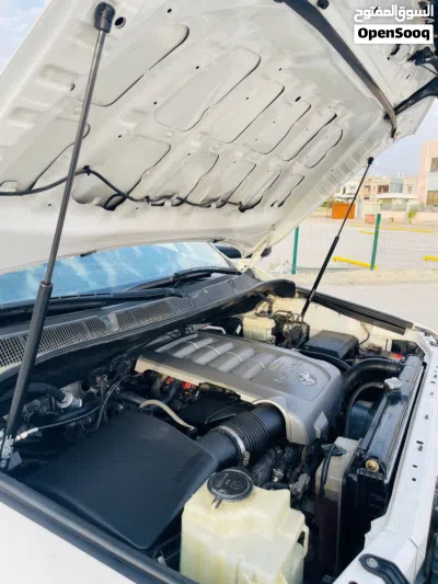 Toyota Sequoia SR 5 4