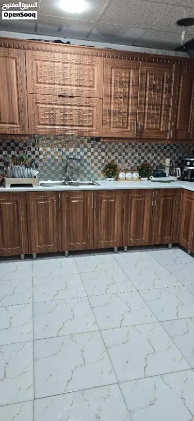 هذا الكاونتر خشب ويا طباخ والمفرغه اريده بمليونين لان كلش جديد وقوي مابي اي شي عنوان جبيله 3