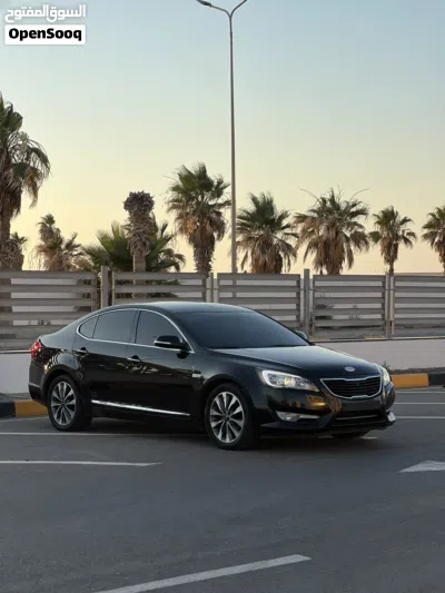 Kia Cadenza Limited 4