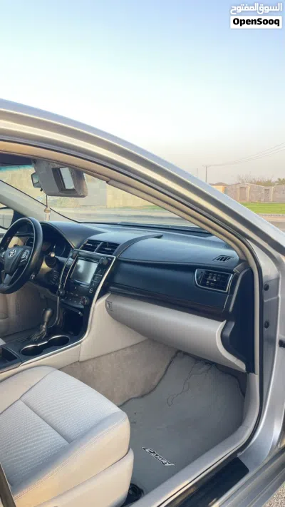 Toyota Camry LE 4