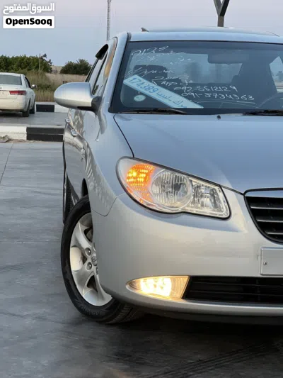 Hyundai Avante SE 4