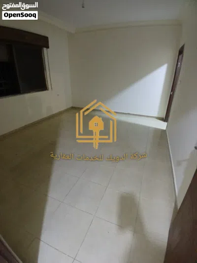 شقة * فارغة * للإيجار * موقع مميز * 2نوم * الجاردنز 3