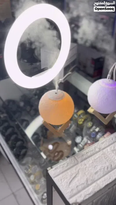 3D Moon Lamp Humidifier & Diffuser (Brand New) - مصباح ومرطب القمر 2