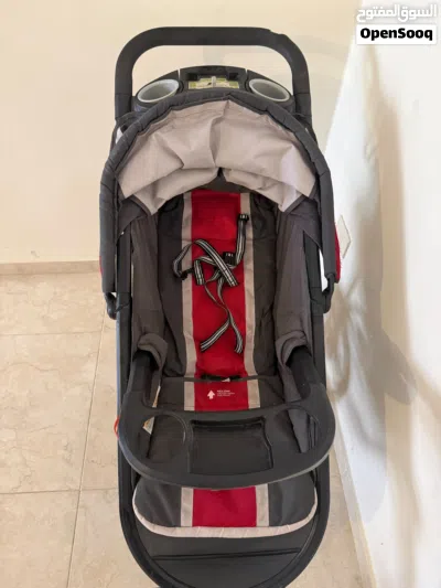 عربة اطفال Graco 3