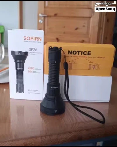 للبيع كشاف قوي يدوي Sofirn sf26 2