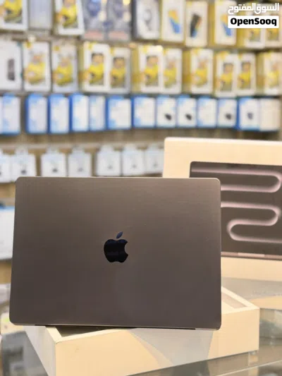 Macbook Pro M5 chip 3