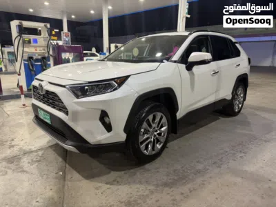Toyota RAV 4 Limited 3