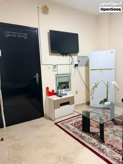 استوديو للإيجار الشهري 3