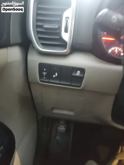 Kia Sportage EX 4