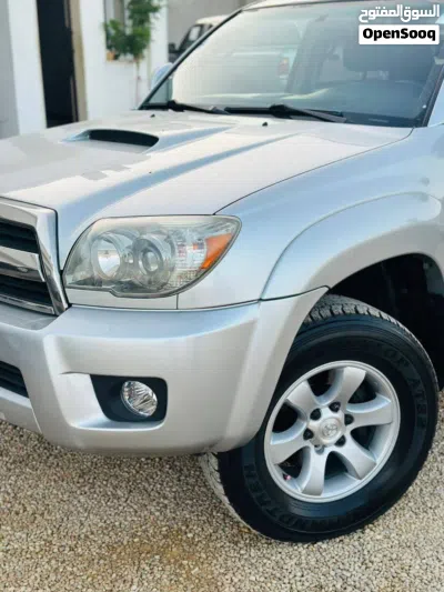 Toyota 4 Runner SR5 4