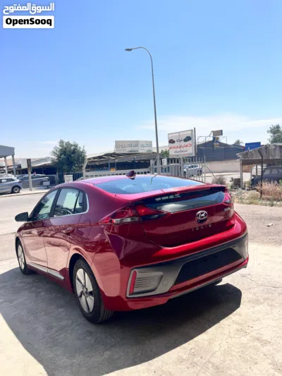 Hyundai Ioniq Standard 4