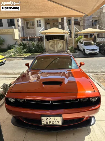Dodge Challenger Standard 2