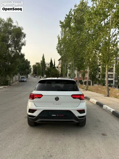 فولكسفاغن T-روك Standard 2