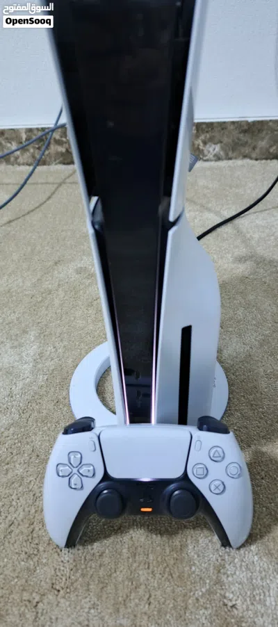 PS5 Slim نسخة أقراص – بحالة ممتازة جدً 3