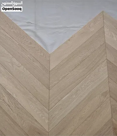 SPC flooring vinial flooring gym flooring EPDM SBR rubber flooring installation self leveling 4