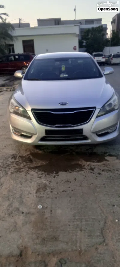 كيا كادينزا Limited 2