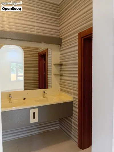 فيلا راقية للإيجار – الحيل الجنوبية Elegant Villa for Rent – Al Hail South 3