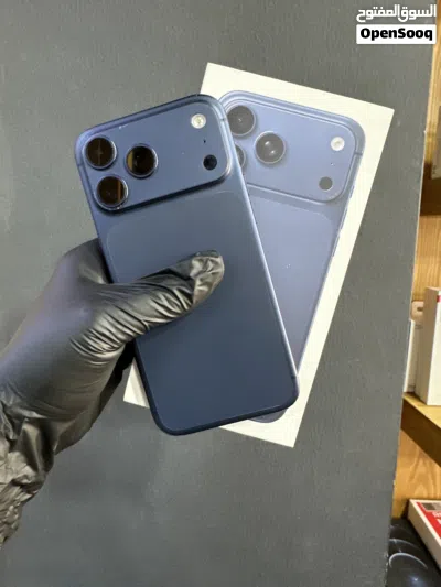iPhone 17 pro max 256 gb blue Arabic version battery health 100% box available 9 months warranty . 4