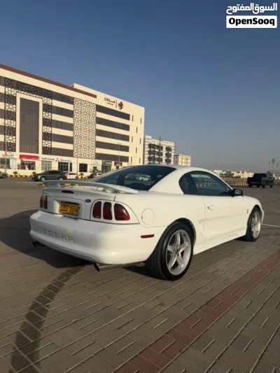 Ford Mustang SVT Cobra 3