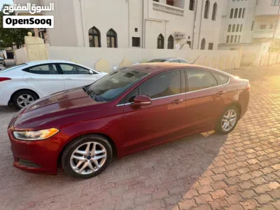 Ford Fusion SE 2