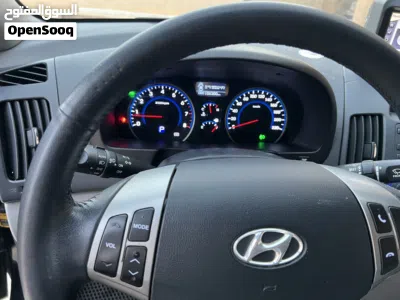 Hyundai Avante SE 4