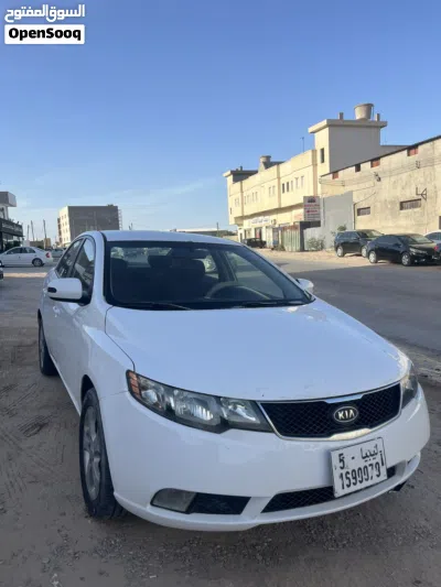 Kia Cerato Standard 2