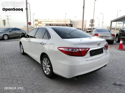 تويوتا كامري SE 3