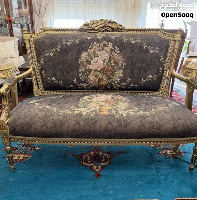 Made in Egypt اقل سعر الاناقة والبساطة والجودة كلها في طقم انتريه باللون الذهبي 4