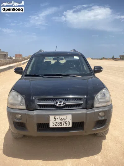 Hyundai Tucson GL 4