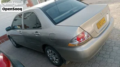 Mitsubishi Lancer Standard 4