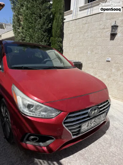 Hyundai Accent Limited 3