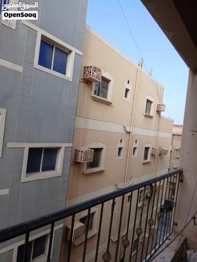 للايجار شقة في الرفاع الشرقي 2