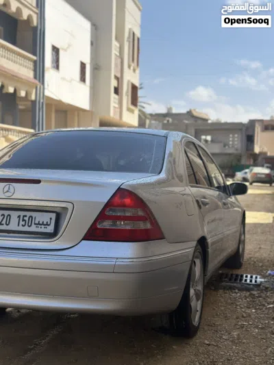 مرسيدس بنز الفئة-C C 240 3
