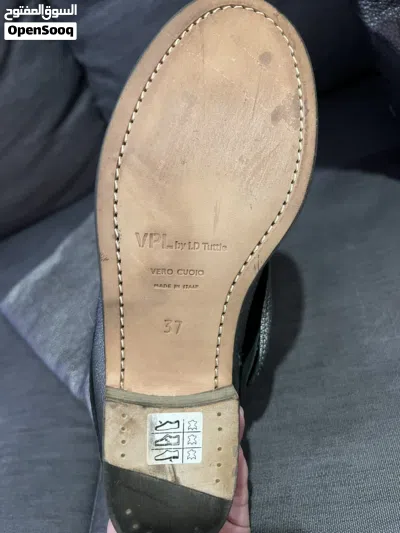 Branded boots 4