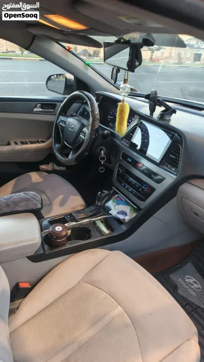 Hyundai Sonata SE 4