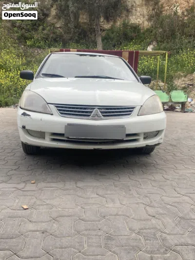 Mitsubishi Lancer ES 3