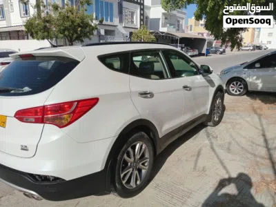 Hyundai Santa Fe GL 2