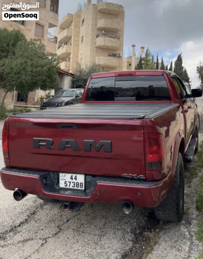 دودج رام Laramie 4