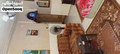 استوديو مفروش للايجار ارضي العماره هادئه قريب من الخدمات قريب من كارفور صحاري مول ومدارس الصرح 2