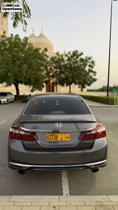 Honda Accord Sport 4
