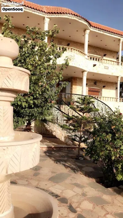 موجود فيلا للبيع بقريه سالم ضاحيه الاميره 4