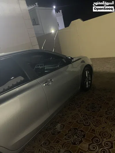 Toyota Camry SE 2