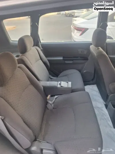 Kia Carens Luxury 4