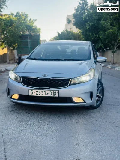 كيا K3 Standard 2