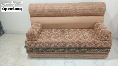 كنبات للبيع بشكل عاجل Sofa for sale quick 4